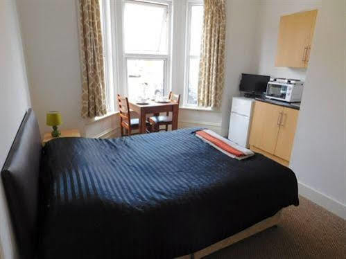 Spencer Inn Apartments Harrow Exteriér fotografie